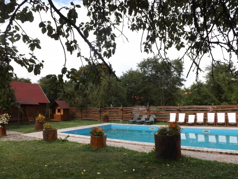 Covasna Cazare | Pensiune (K1443-54) Imaginea poate fi supusă drepturilor de autor. Se recomandă contactarea titularului drepturilor.