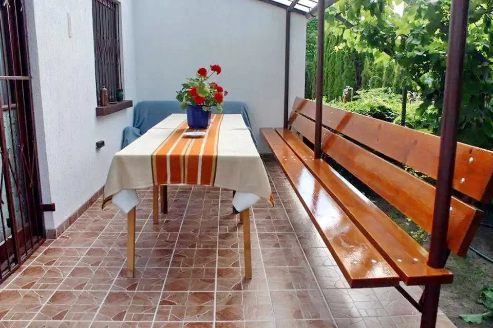 Cazare | Casă de oaspeți (K1059-16) Imaginea poate fi supusă drepturilor de autor. Se recomandă contactarea titularului drepturilor. Cazare | Casă de oaspeți (K1059-16) Imaginea poate fi supusă drepturilor de autor. Se recomandă contactarea titularului drepturilor.