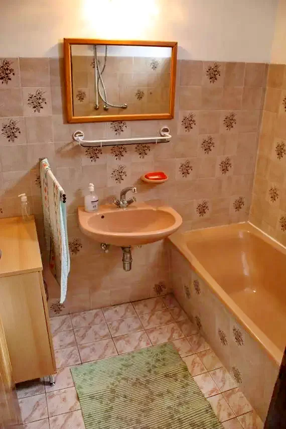 Cazare | Casă de oaspeți (K1059-29) Imaginea poate fi supusă drepturilor de autor. Se recomandă contactarea titularului drepturilor. Cazare | Casă de oaspeți (K1059-29) Imaginea poate fi supusă drepturilor de autor. Se recomandă contactarea titularului drepturilor.