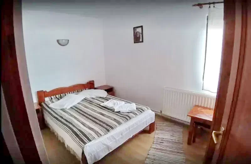 Târgu Secuiesc Cazare | Pensiune (K0129-9) Imaginea poate fi supusă drepturilor de autor. Se recomandă contactarea titularului drepturilor.