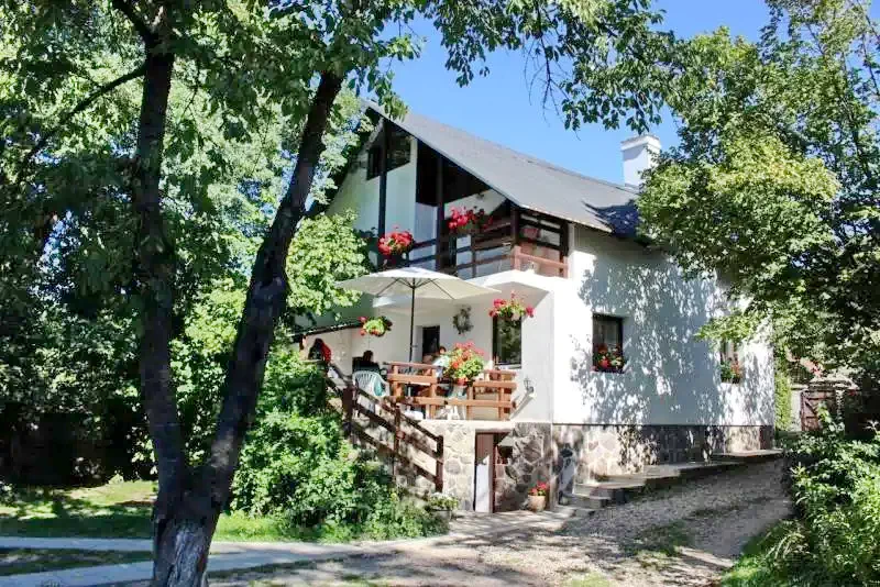 Târgu Secuiesc Cazare | Pensiune (K0597-1) Imaginea poate fi supusă drepturilor de autor. Se recomandă contactarea titularului drepturilor.