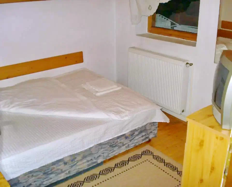 Kézdivásárhely Szállás | Panzió (K0597-15) A kép szerzői jogvédelem alatt állhat. Javasolt a kapcsolatfelvétel a jog tulajdonossal.