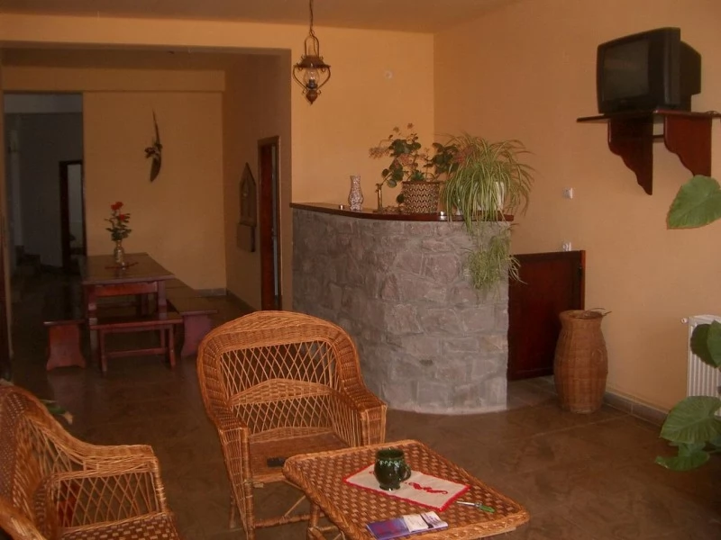 Târgu Secuiesc Cazare | Casă de oaspeți (K0642-2) Imaginea poate fi supusă drepturilor de autor. Se recomandă contactarea titularului drepturilor.