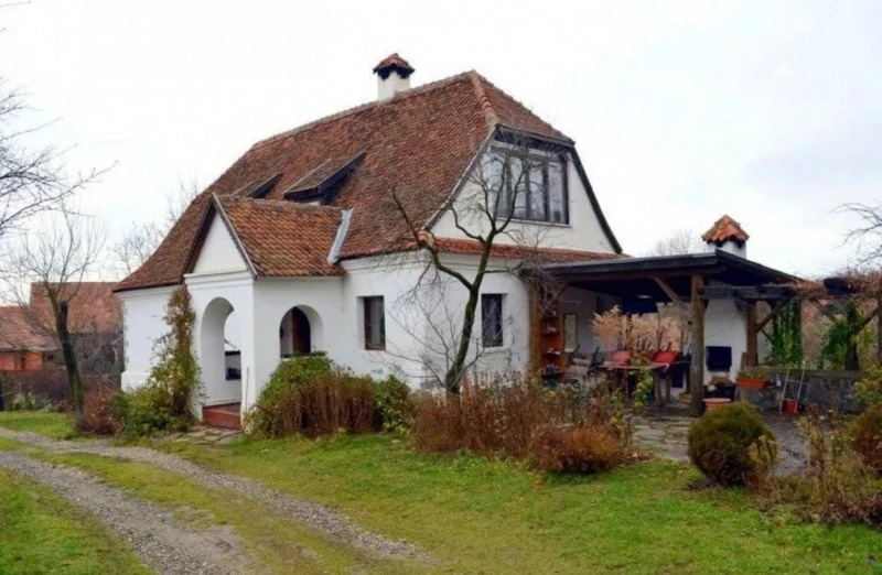 Sepsiszentgyörgy Szállás | Panzió (K1530-35) A kép szerzői jogvédelem alatt állhat. Javasolt a kapcsolatfelvétel a jog tulajdonossal.