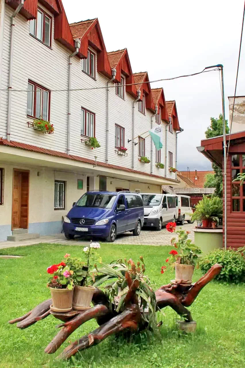 Kisbacon Szállás | Panzió (K1065-26) A kép szerzői jogvédelem alatt állhat. Javasolt a kapcsolatfelvétel a jog tulajdonossal.