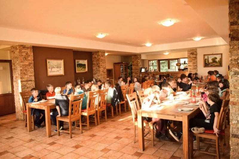 Arieșeni Cazare | Pensiune (K1602-3) Imaginea poate fi supusă drepturilor de autor. Se recomandă contactarea titularului drepturilor.