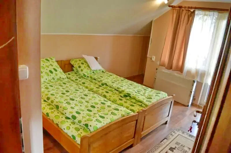 Korond Szállás | Vendégház (K0173-29) A kép szerzői jogvédelem alatt állhat. Javasolt a kapcsolatfelvétel a jog tulajdonossal.