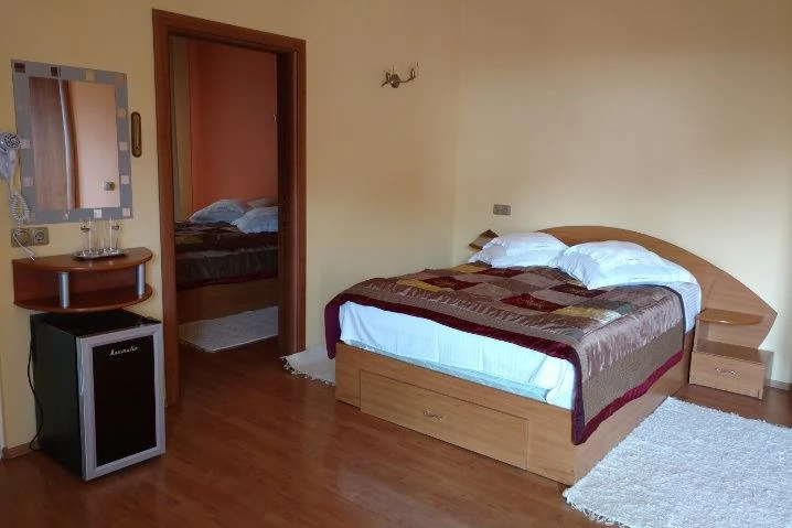 Aranyosfő Szállás | Hotel*** (K1458-50) A kép szerzői jogvédelem alatt állhat. Javasolt a kapcsolatfelvétel a jog tulajdonossal.