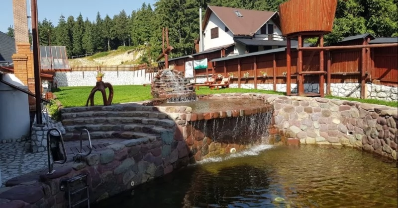 Scărișoara Cazare | Hotel*** (K1458-55) Imaginea poate fi supusă drepturilor de autor. Se recomandă contactarea titularului drepturilor.