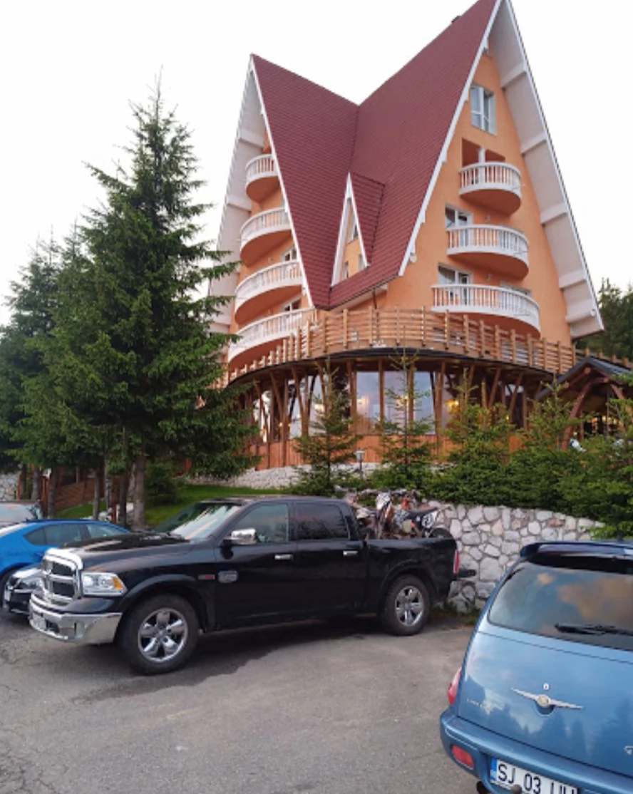 Scărișoara Cazare | Hotel*** (K1458-57) Imaginea poate fi supusă drepturilor de autor. Se recomandă contactarea titularului drepturilor.