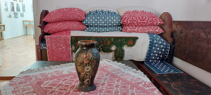 Cazare Rimetea - Casa Piroska** | Torockó - Piroska Ház**. Imaginea poate fi supusă drepturilor de autor. Se recomandă contactarea titularului drepturilor.