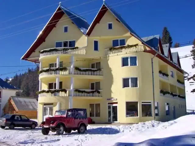 Lepus Szállás | Villa (K0994-27) A kép szerzői jogvédelem alatt állhat. Javasolt a kapcsolatfelvétel a jog tulajdonossal.