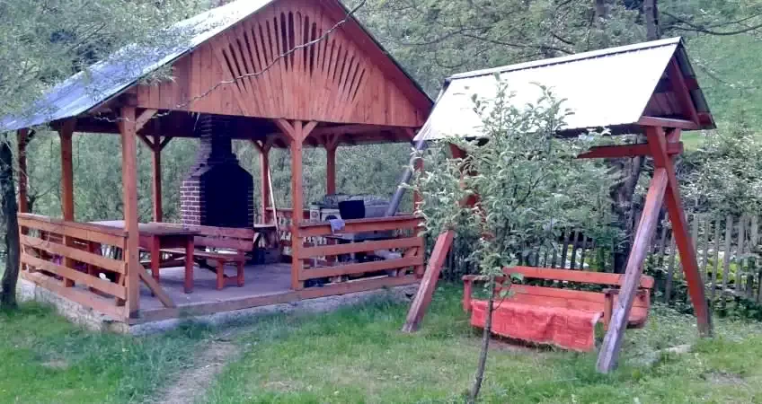 Lepus Szállás | Panzió (K0492-14) A kép szerzői jogvédelem alatt állhat. Javasolt a kapcsolatfelvétel a jog tulajdonossal. Lepus Szállás | Panzió (K0492-14) A kép szerzői jogvédelem alatt állhat. Javasolt a kapcsolatfelvétel a jog tulajdonossal.