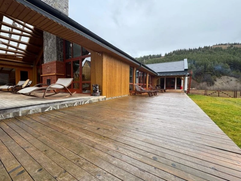 Gyimesközéplok Szállás | Panzió (K0807-73) A kép szerzői jogvédelem alatt állhat. Javasolt a kapcsolatfelvétel a jog tulajdonossal.