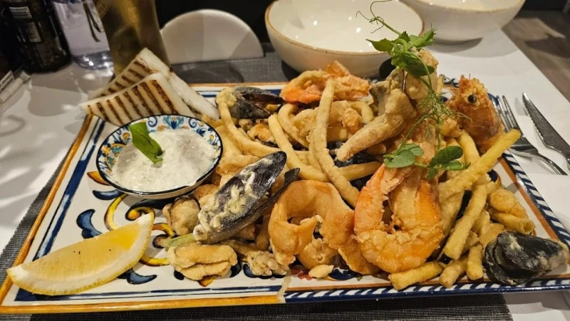 Marosvásárhely Szállás | Panzió (K1590-3) A kép szerzői jogvédelem alatt állhat. Javasolt a kapcsolatfelvétel a jog tulajdonossal.