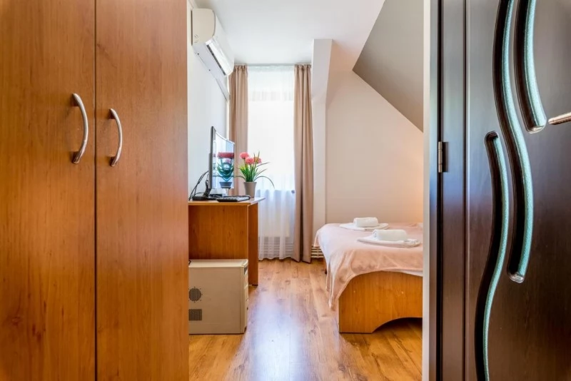 Cluj-Napoca Cazare | Pensiune (K1447-52) Imaginea poate fi supusă drepturilor de autor. Se recomandă contactarea titularului drepturilor.