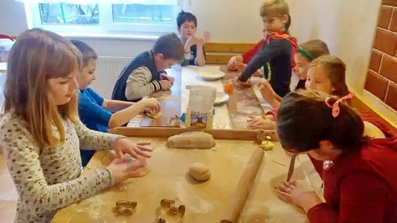 Torda Szállás | Panzió (K0114-29) A kép szerzői jogvédelem alatt állhat. Javasolt a kapcsolatfelvétel a jog tulajdonossal. Torda Szállás | Panzió (K0114-29) A kép szerzői jogvédelem alatt állhat. Javasolt a kapcsolatfelvétel a jog tulajdonossal.