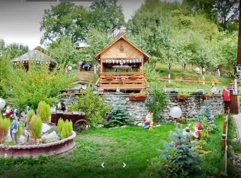 Vișeu de Sus Cazare | Pensiune (K1056-27) Imaginea poate fi supusă drepturilor de autor. Se recomandă contactarea titularului drepturilor. Vișeu de Sus Cazare | Pensiune (K1056-27) Imaginea poate fi supusă drepturilor de autor. Se recomandă contactarea titularului drepturilor.