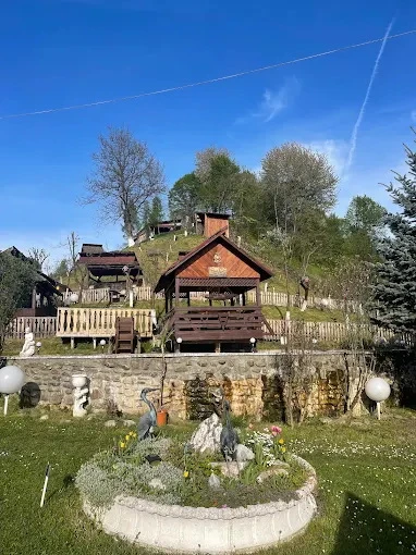 Vișeu de Sus Cazare | Pensiune (K1056-42) Imaginea poate fi supusă drepturilor de autor. Se recomandă contactarea titularului drepturilor. Vișeu de Sus Cazare | Pensiune (K1056-42) Imaginea poate fi supusă drepturilor de autor. Se recomandă contactarea titularului drepturilor.