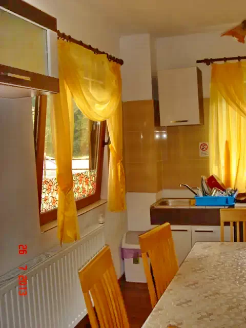 Pádis Szállás | Kulcsosház (K0306-18) A kép szerzői jogvédelem alatt állhat. Javasolt a kapcsolatfelvétel a jog tulajdonossal. Pádis Szállás | Kulcsosház (K0306-18) A kép szerzői jogvédelem alatt állhat. Javasolt a kapcsolatfelvétel a jog tulajdonossal.