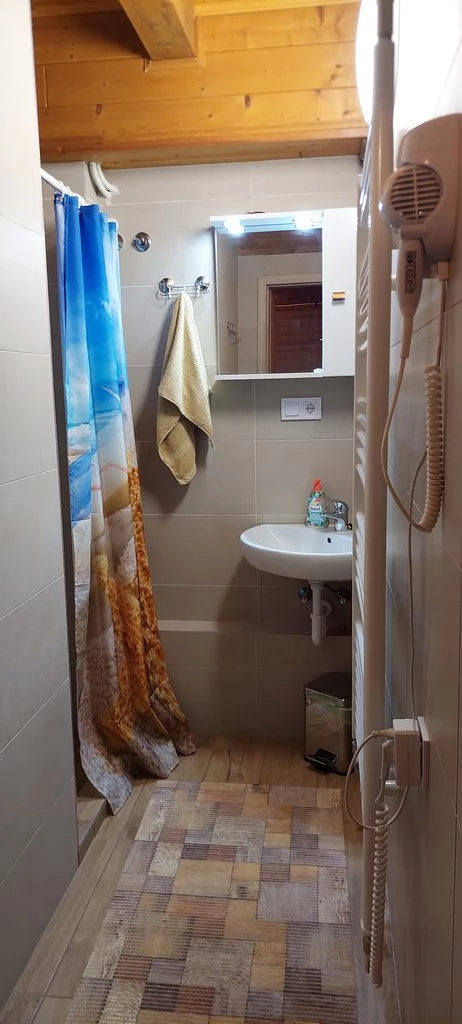 Gyula Szállás | Apartmanház (K0203-17) A kép szerzői jogvédelem alatt állhat. Javasolt a kapcsolatfelvétel a jog tulajdonossal. Gyula Szállás | Apartmanház (K0203-17) A kép szerzői jogvédelem alatt állhat. Javasolt a kapcsolatfelvétel a jog tulajdonossal.