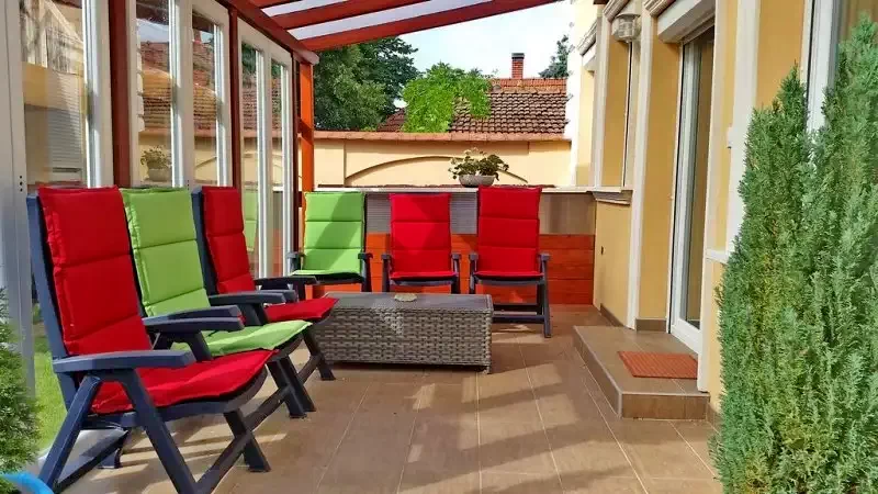 Jula Cazare | Cabană (K0797-1) Imaginea poate fi supusă drepturilor de autor. Se recomandă contactarea titularului drepturilor.