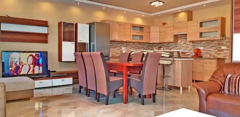 Gyula Szállás | Kulcsosház (K0797-14) A kép szerzői jogvédelem alatt állhat. Javasolt a kapcsolatfelvétel a jog tulajdonossal. Gyula Szállás | Kulcsosház (K0797-14) A kép szerzői jogvédelem alatt állhat. Javasolt a kapcsolatfelvétel a jog tulajdonossal.