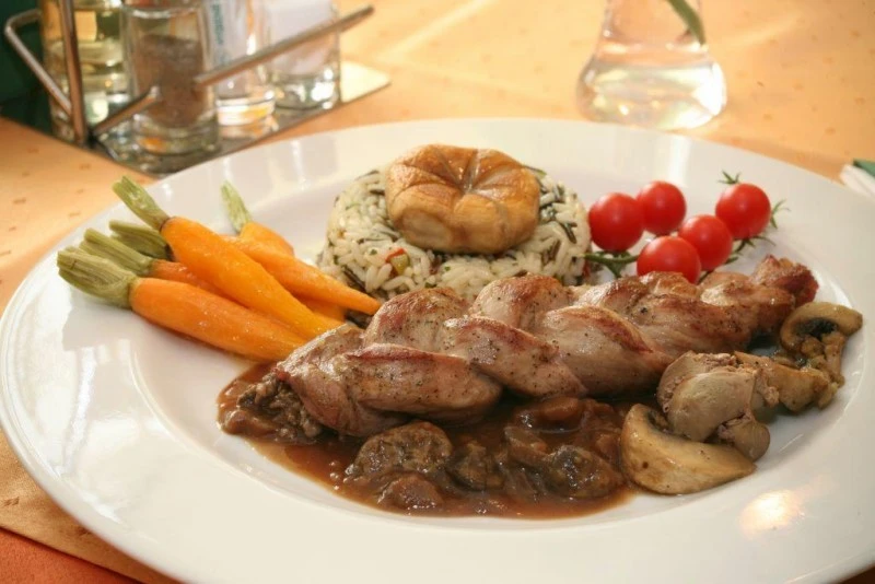 Marosvásárhely Szállás | Motel (K0661-7) A kép szerzői jogvédelem alatt állhat. Javasolt a kapcsolatfelvétel a jog tulajdonossal.