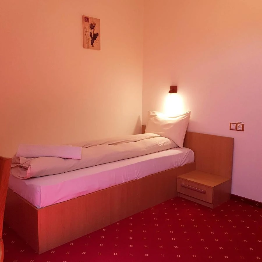 Marosvásárhely Szállás | Motel (K0661-31) A kép szerzői jogvédelem alatt állhat. Javasolt a kapcsolatfelvétel a jog tulajdonossal.