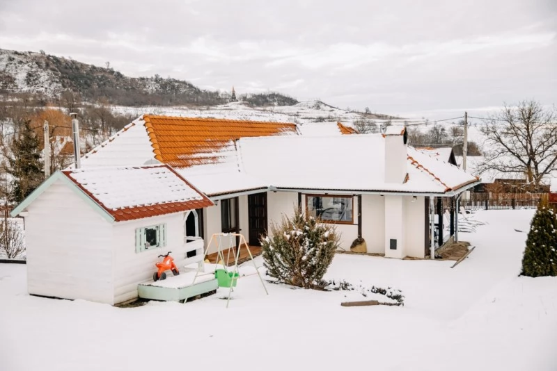 Kiskede Szállás | Kulcsosház (K1260-36) A kép szerzői jogvédelem alatt állhat. Javasolt a kapcsolatfelvétel a jog tulajdonossal. Kiskede Szállás | Kulcsosház (K1260-36) A kép szerzői jogvédelem alatt állhat. Javasolt a kapcsolatfelvétel a jog tulajdonossal.