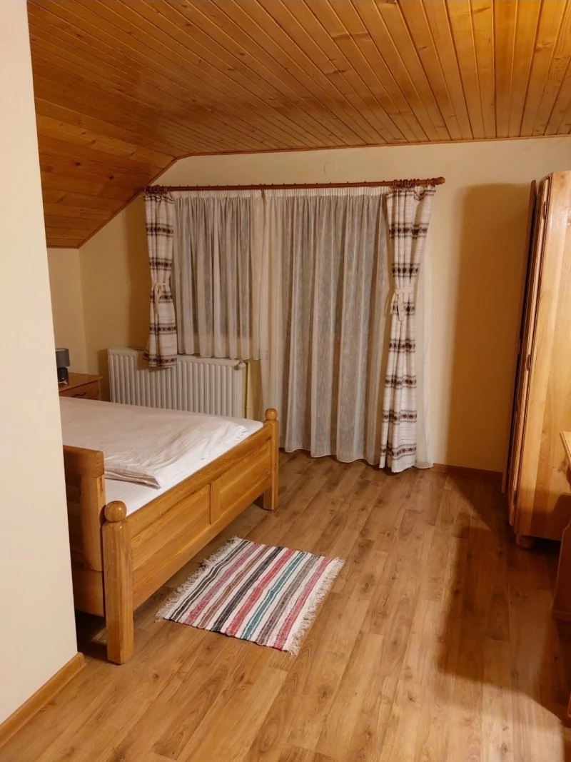 Ic Ponor Pádis Szállás | Panzió (K1245-28) A kép szerzői jogvédelem alatt állhat. Javasolt a kapcsolatfelvétel a jog tulajdonossal.