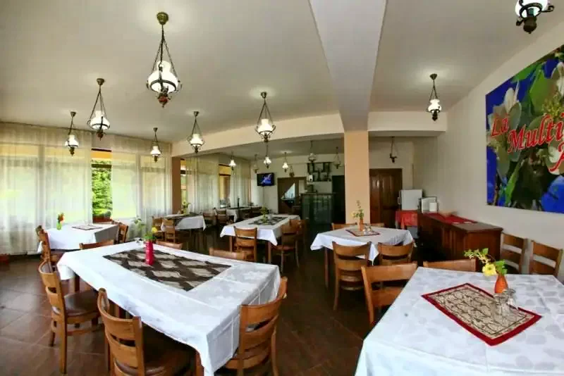 Padis Cazare | Pensiune (K0362-6) Imaginea poate fi supusă drepturilor de autor. Se recomandă contactarea titularului drepturilor. Padis Cazare | Pensiune (K0362-6) Imaginea poate fi supusă drepturilor de autor. Se recomandă contactarea titularului drepturilor.