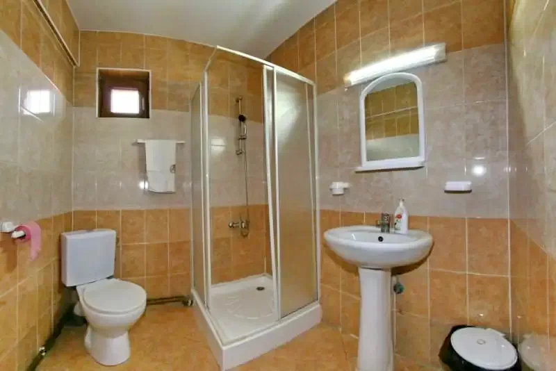 Padis Cazare | Pensiune (K0362-14) Imaginea poate fi supusă drepturilor de autor. Se recomandă contactarea titularului drepturilor. Padis Cazare | Pensiune (K0362-14) Imaginea poate fi supusă drepturilor de autor. Se recomandă contactarea titularului drepturilor.