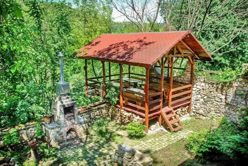 Sasca Montană Cazare | Pensiune (K1272-48) Imaginea poate fi supusă drepturilor de autor. Se recomandă contactarea titularului drepturilor.