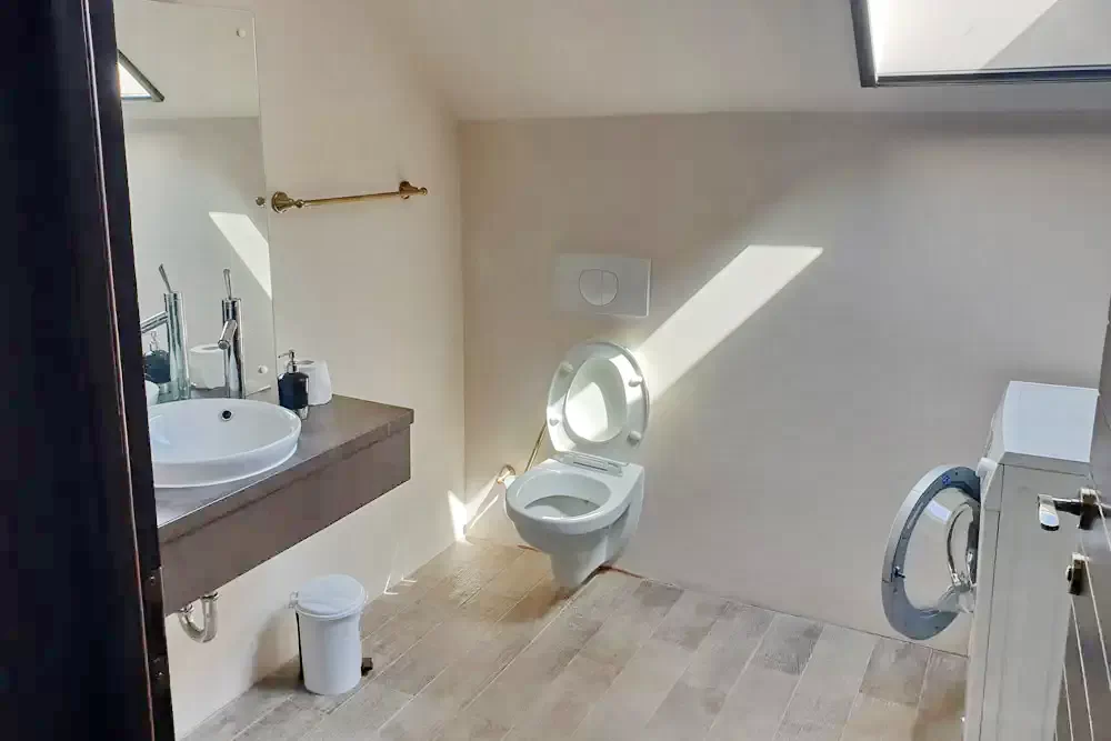 Oradea Cazare | Cabană (K1403-18) Imaginea poate fi supusă drepturilor de autor. Se recomandă contactarea titularului drepturilor.