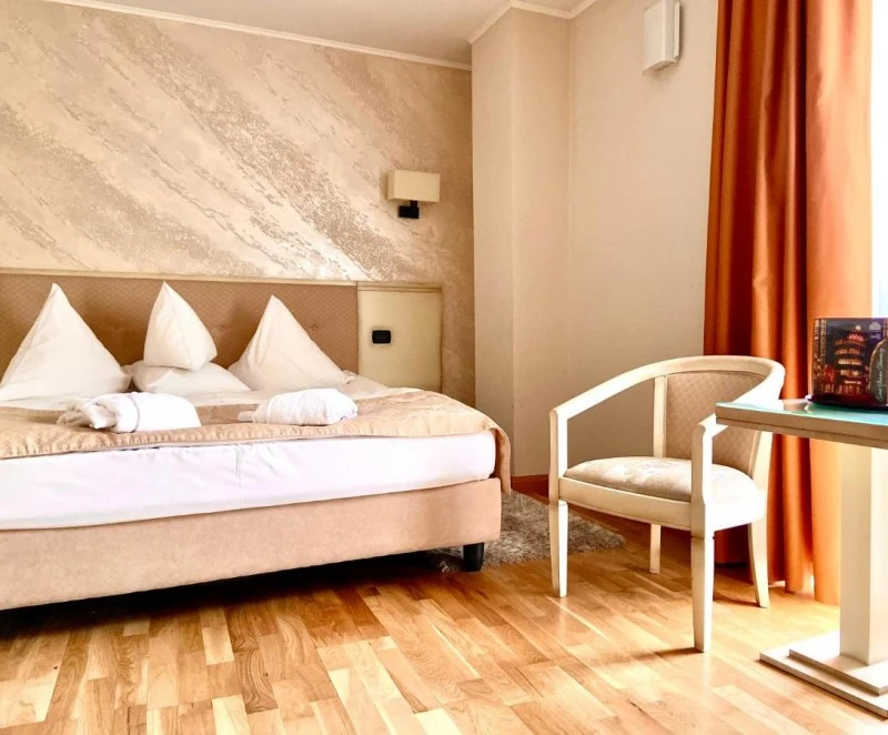 Cluj-Napoca Cazare | Hotel**** (K1526-13) Imaginea poate fi supusă drepturilor de autor. Se recomandă contactarea titularului drepturilor.