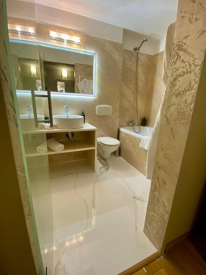 Cluj-Napoca Cazare | Hotel**** (K1526-29) Imaginea poate fi supusă drepturilor de autor. Se recomandă contactarea titularului drepturilor.