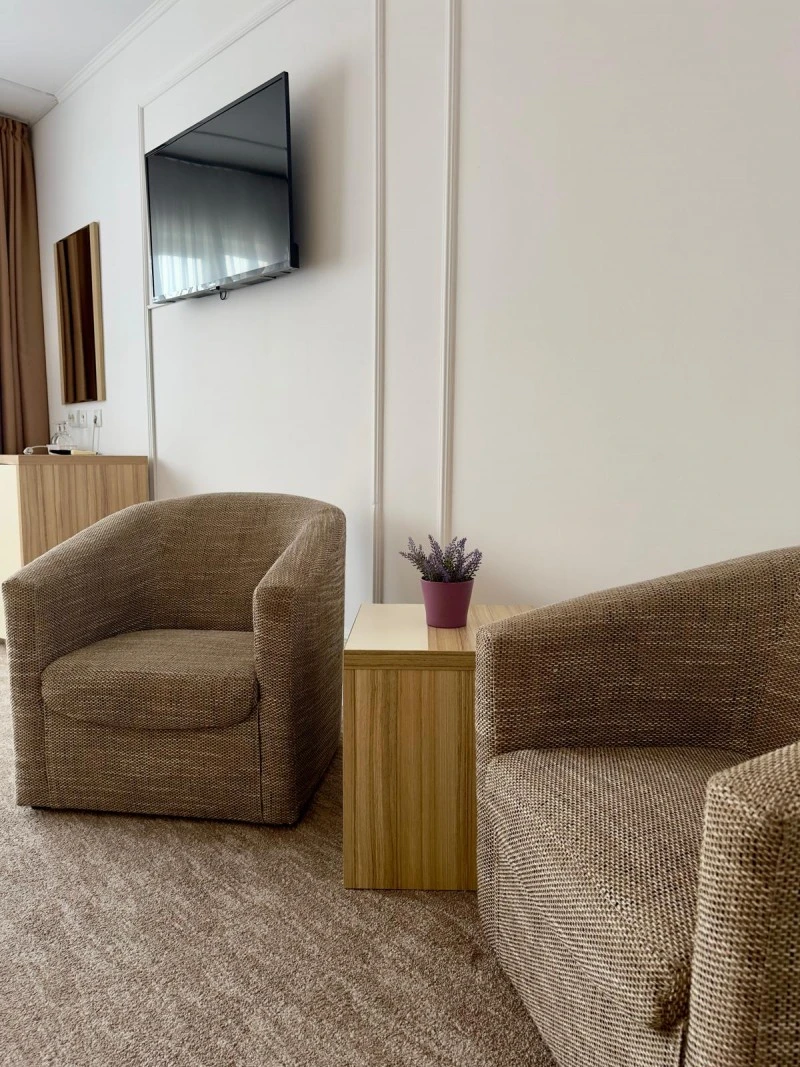 Cluj-Napoca Cazare | Hotel*** (K1579-44) Imaginea poate fi supusă drepturilor de autor. Se recomandă contactarea titularului drepturilor. Cluj-Napoca Cazare | Hotel*** (K1579-44) Imaginea poate fi supusă drepturilor de autor. Se recomandă contactarea titularului drepturilor.