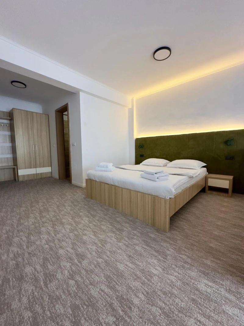 Cluj-Napoca Cazare | Hotel*** (K1579-46) Imaginea poate fi supusă drepturilor de autor. Se recomandă contactarea titularului drepturilor. Cluj-Napoca Cazare | Hotel*** (K1579-46) Imaginea poate fi supusă drepturilor de autor. Se recomandă contactarea titularului drepturilor.