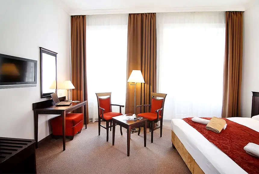 Mișcolț Cazare | Hotel**** (K0779-10) Imaginea poate fi supusă drepturilor de autor. Se recomandă contactarea titularului drepturilor.