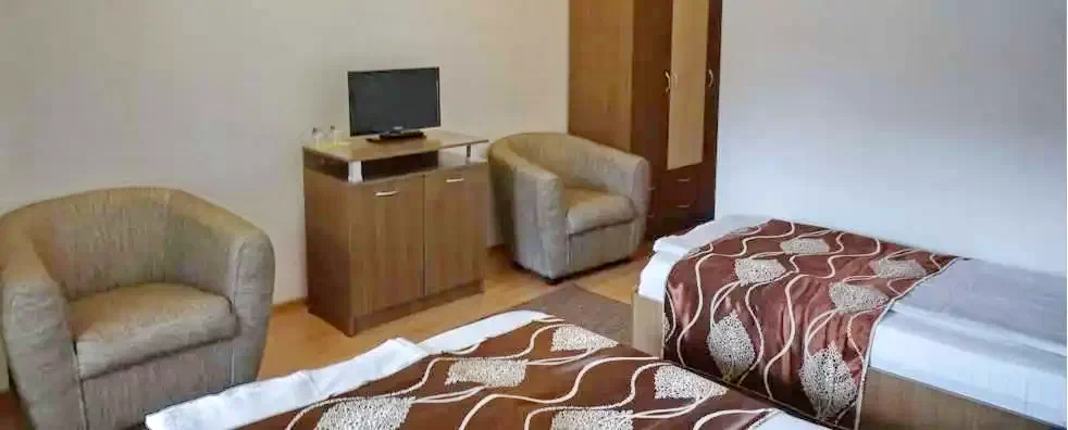 Herkulesfürdő Szállás | Hostel (K0003-24) A kép szerzői jogvédelem alatt állhat. Javasolt a kapcsolatfelvétel a jog tulajdonossal.