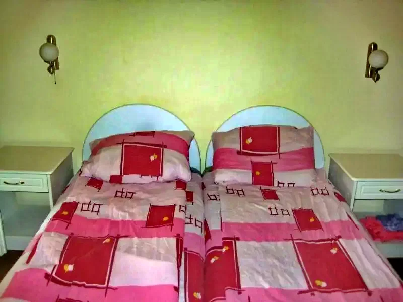 Szováta Szállás | Panzió (K0024-20) A kép szerzői jogvédelem alatt állhat. Javasolt a kapcsolatfelvétel a jog tulajdonossal. Szováta Szállás | Panzió (K0024-20) A kép szerzői jogvédelem alatt állhat. Javasolt a kapcsolatfelvétel a jog tulajdonossal.