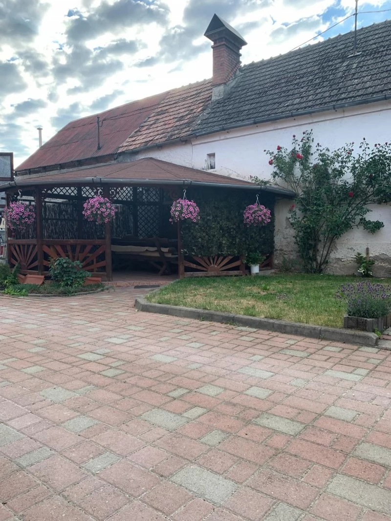 Cazare Săcele - Pensiunea Lenke** | Négyfalu - Lenke Panzió**. Imaginea poate fi supusă drepturilor de autor. Se recomandă contactarea titularului drepturilor.