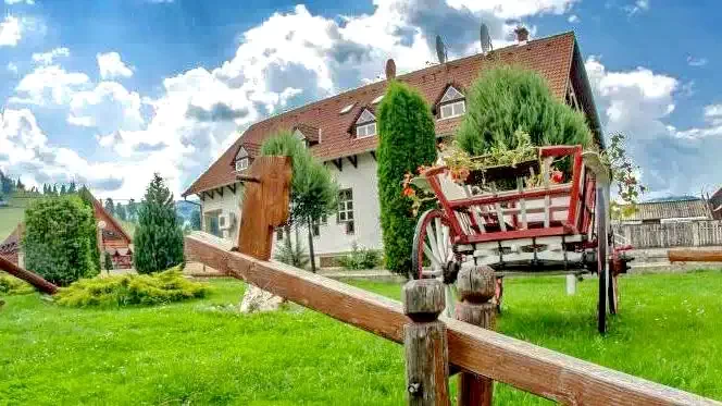 Gyimesközéplok Szállás | Panzió (K0805-36) A kép szerzői jogvédelem alatt állhat. Javasolt a kapcsolatfelvétel a jog tulajdonossal.