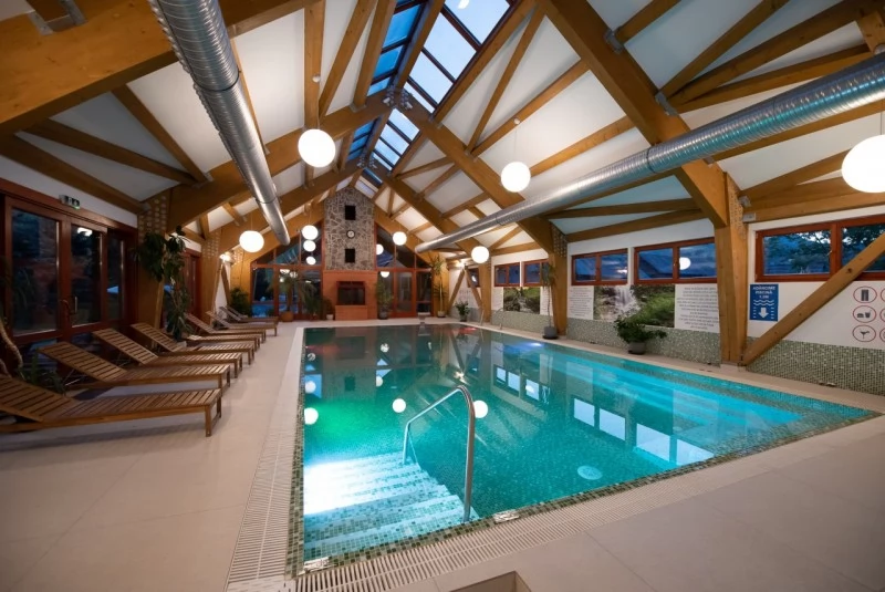 Szállás Lunca de Jos - Resort Poiana Brazilor*** | Gyimesközéplok - Fatányéros Panzió***. A kép szerzői jogvédelem alatt állhat. Javasolt a kapcsolatfelvétel a jog tulajdonossal.