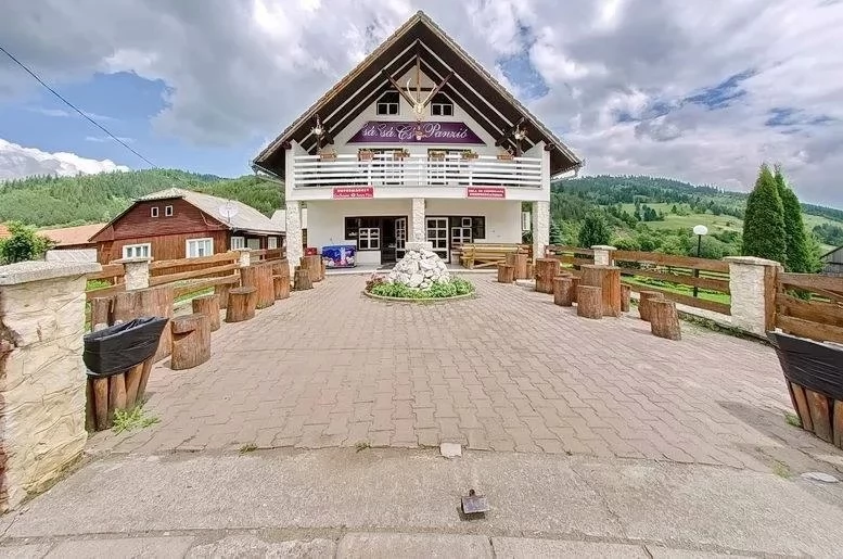 Szállás Lunca de Jos - Resort Poiana Brazilor*** | Gyimesközéplok - Fatányéros Panzió***. A kép szerzői jogvédelem alatt állhat. Javasolt a kapcsolatfelvétel a jog tulajdonossal.