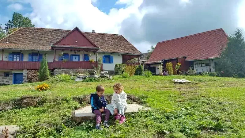 Szállás Siclod - Casa de Oaspeți Csaba și Hambar | Siklód - Csaba Vendégház és Csűr Szálló. A kép szerzői jogvédelem alatt állhat. Javasolt a kapcsolatfelvétel a jog tulajdonossal.