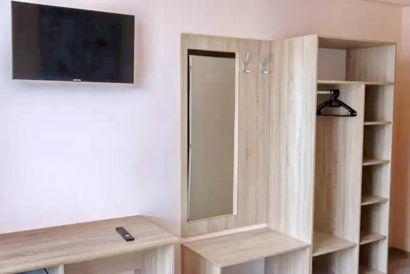 Dealu Cazare | Pensiune (K1412-39) Imaginea poate fi supusă drepturilor de autor. Se recomandă contactarea titularului drepturilor.