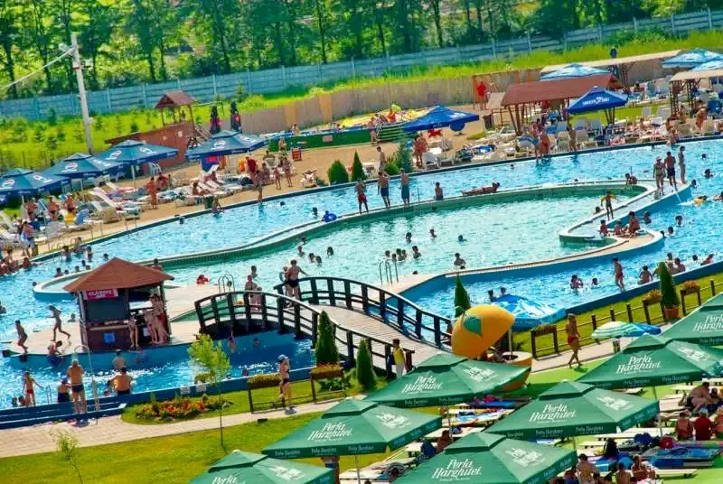 Târgu Mureș Cazare | Hotel**** (K0084-93) Imaginea poate fi supusă drepturilor de autor. Se recomandă contactarea titularului drepturilor.