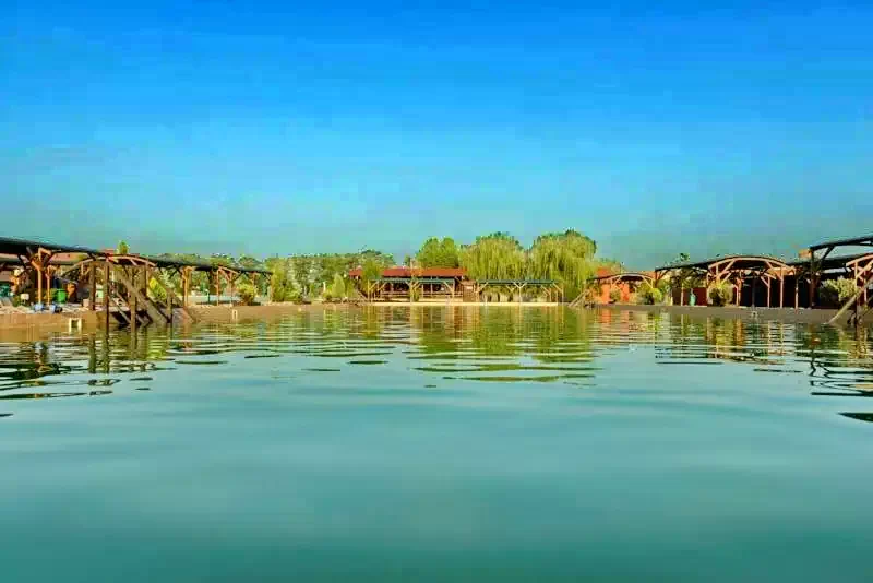 Târgu Mureș Cazare | Hotel**** (K0084-94) Imaginea poate fi supusă drepturilor de autor. Se recomandă contactarea titularului drepturilor.